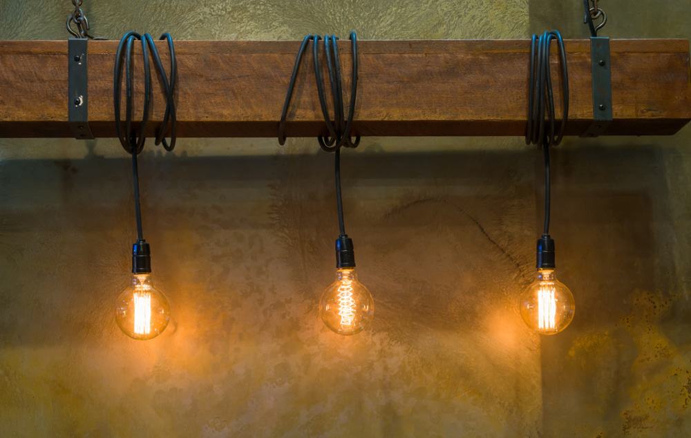 Glazen lampen in industriële stijl