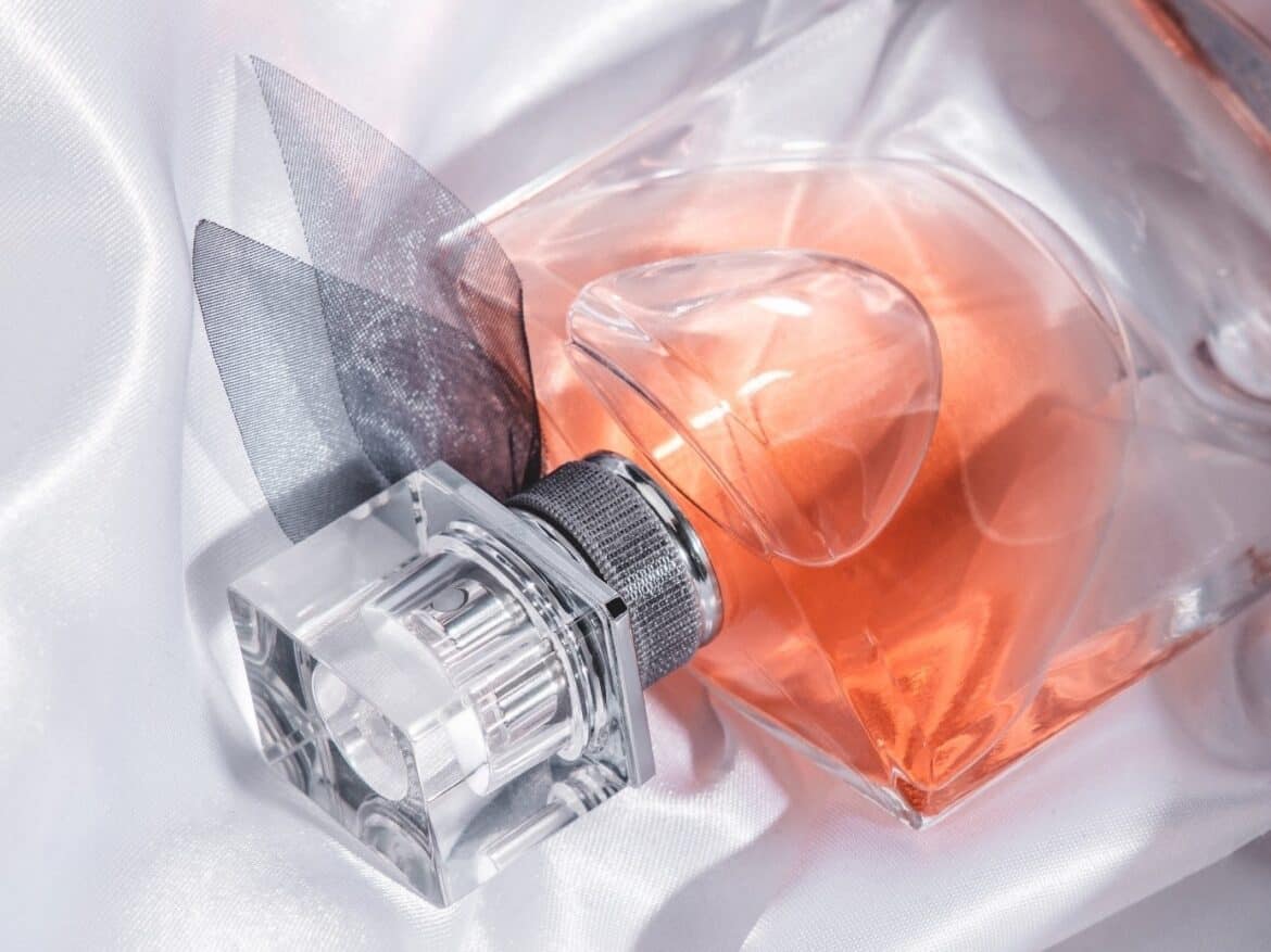 Draag jij parfum in de zomer? Lees dan deze tips!